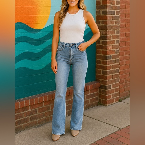 Old Navy Women High Rise Flare Denim Stretch Jeans Size 4 Casual Hippie Boho - Picture 1 of 9
